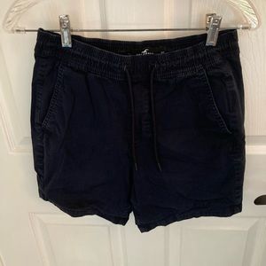 Hollister khaki shorts